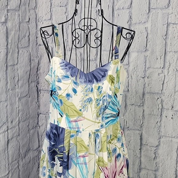 SIGNATURE BY ROBBIE BEE Sleeveless Summer Floral Dress 8 - Picture 2 of 8